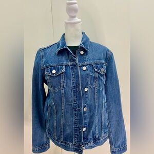 GAP Classic Cotton Denim Blue Jean Jacket